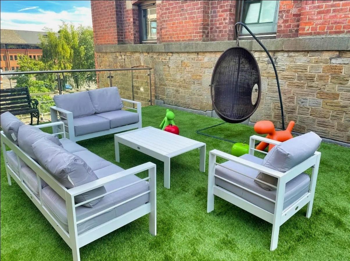 Historic Clock Tower Apartment With Rooftop Terrace And Free Secure Parking Шефилд Екстериор снимка