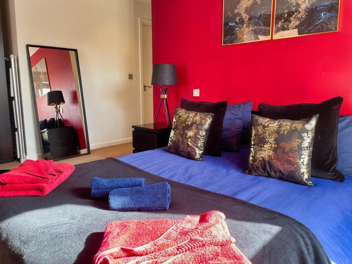 Historic Clock Tower Apartment With Rooftop Terrace And Free Secure Parking Шефилд Екстериор снимка